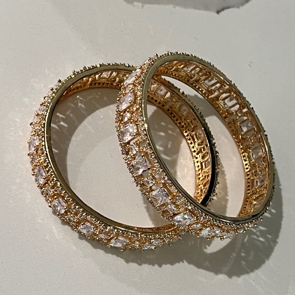 American diamond golden bangle ( bracelet) - Picture 3 of 5